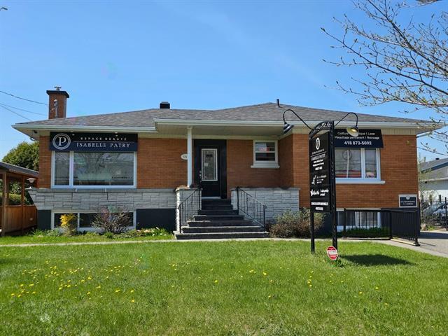 155 Rue Du Collège Property Photo 1