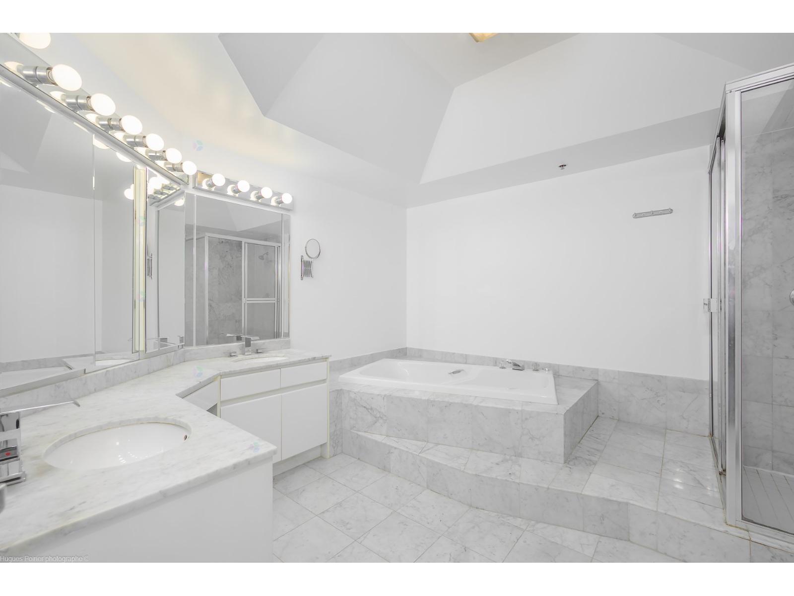 2500 Av. Pierre-dupuy, #206 Property Photo 17