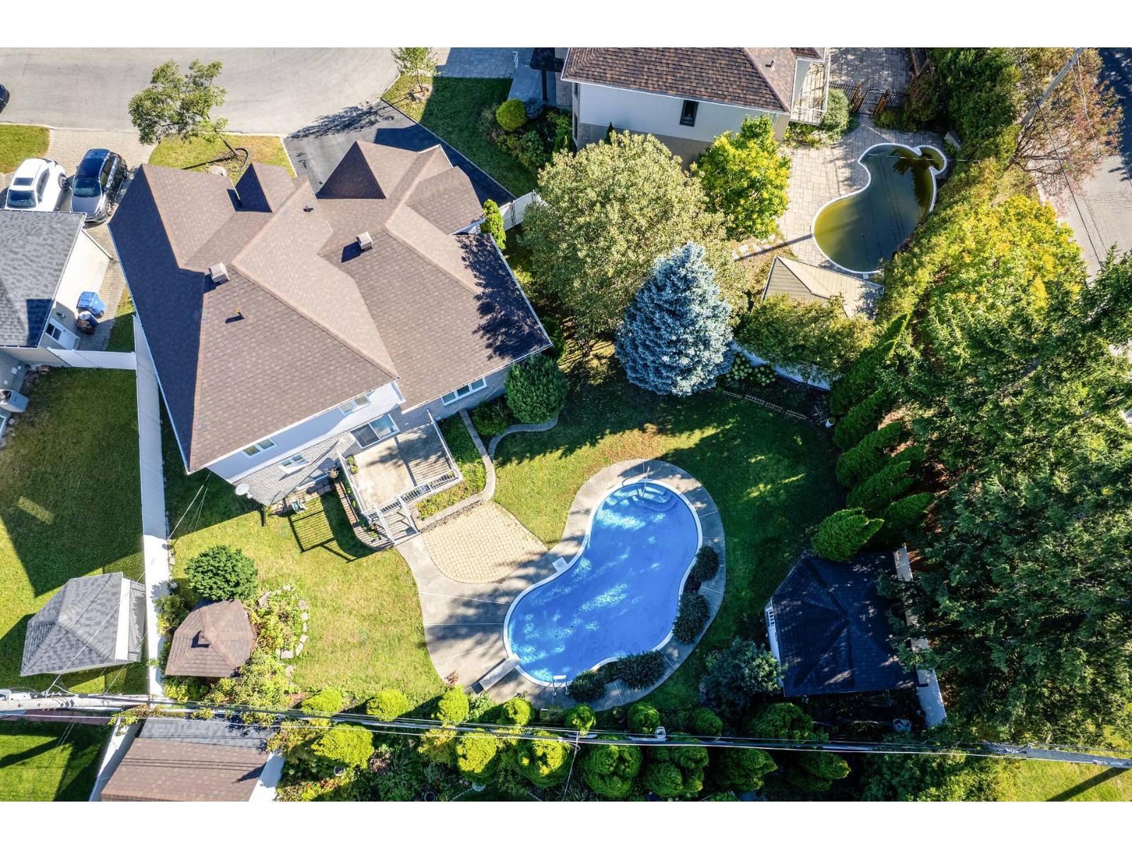 6 Place Du Chardonnay Property Photo 2