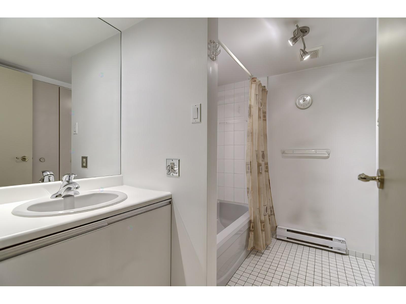 3125 Boul. Lévesque E., #201 Property Photo 23