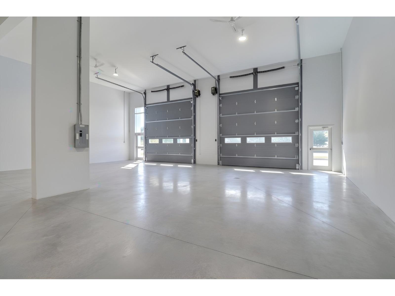 2030a Rue De La Visitation Property Photo 3