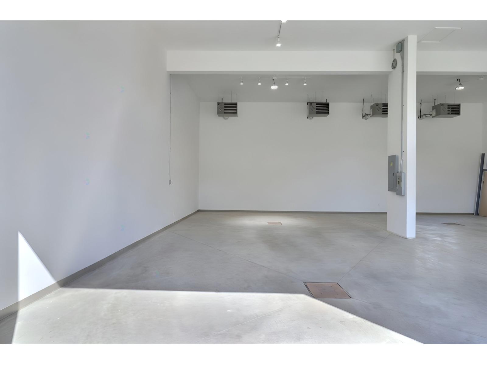 2030a Rue De La Visitation Property Photo 4
