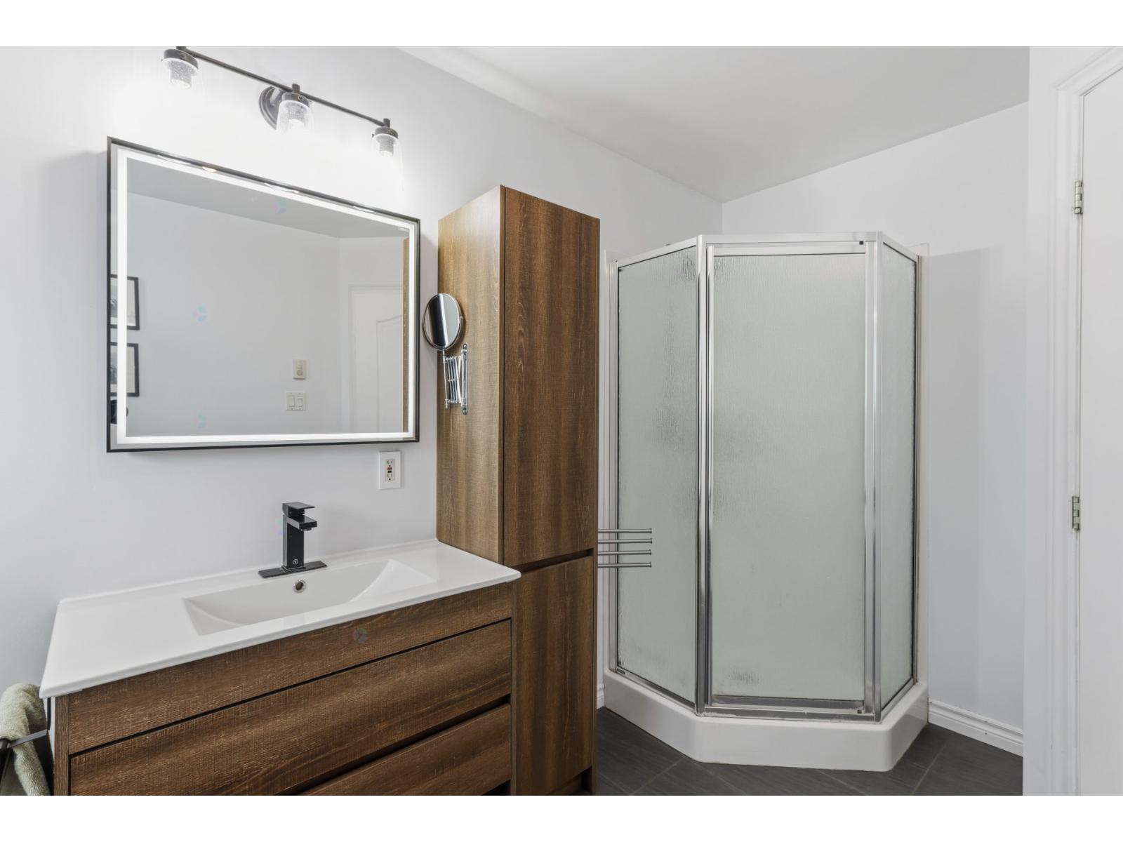 1 Crois. De Cambrai, #2 Property Photo 18