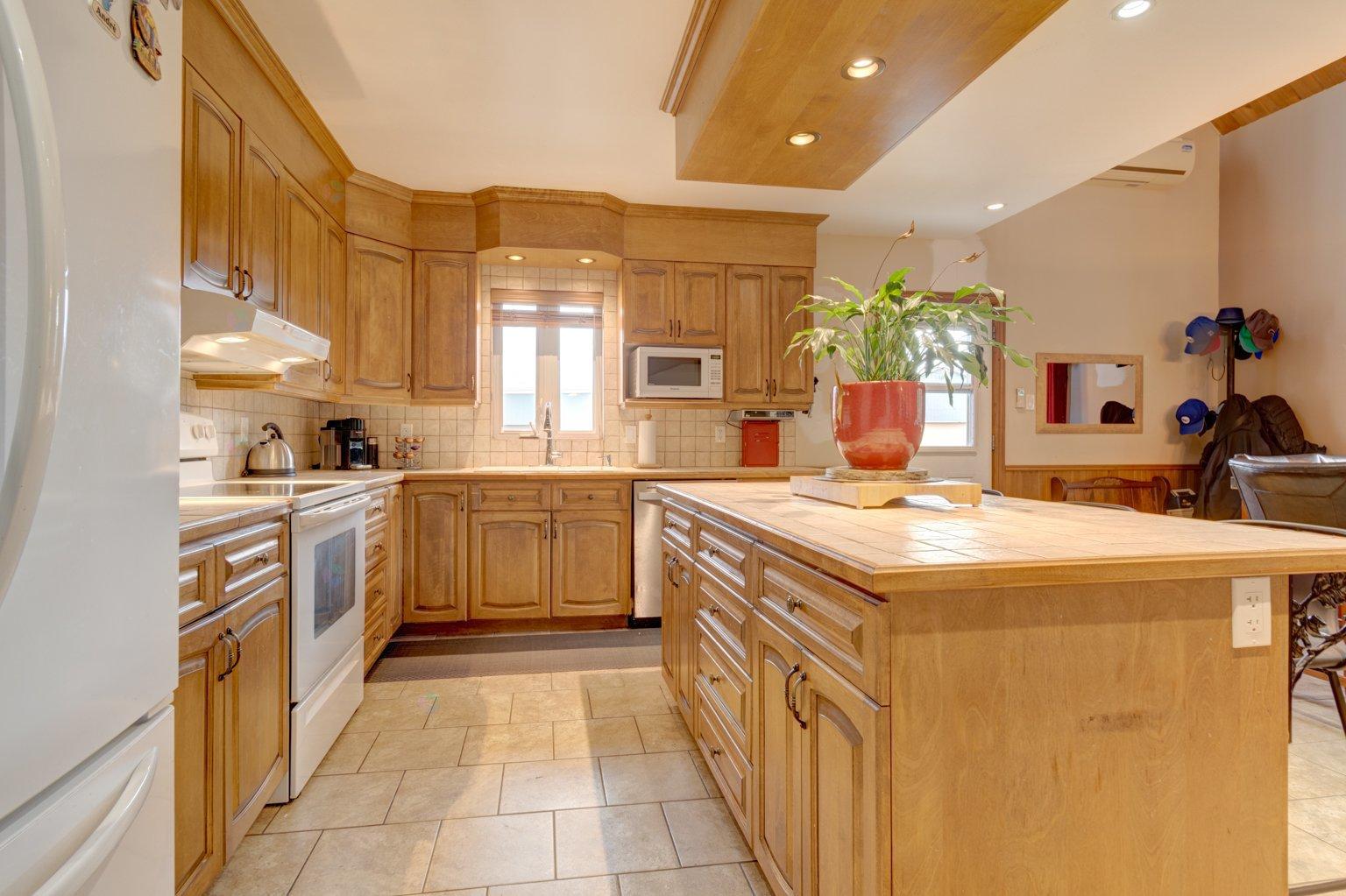 3205 Ch. Des Patriotes Property Photo 16