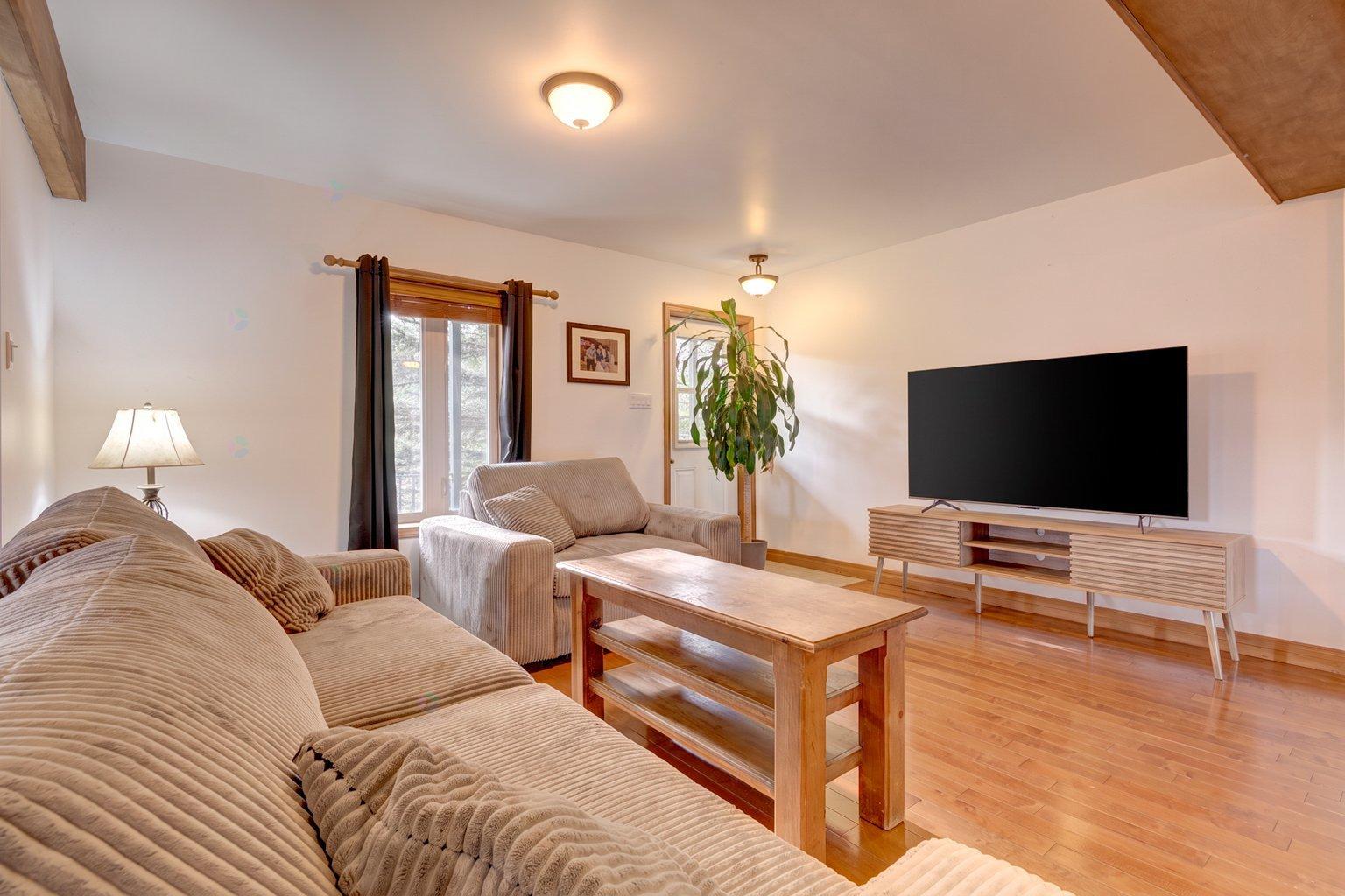 3205 Ch. Des Patriotes Property Photo 22