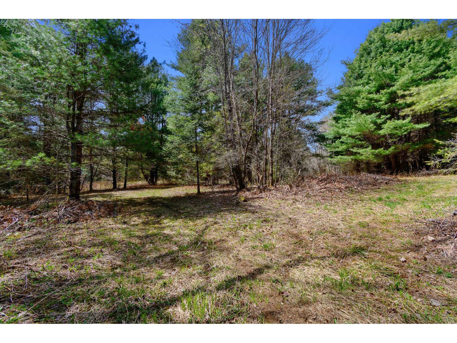 21 Ch. Du Lac-des-îles Property Photo 29
