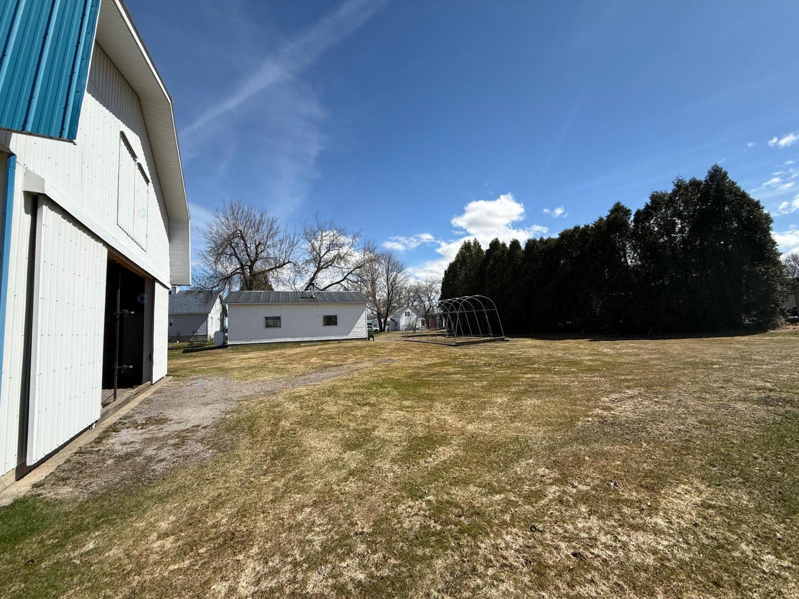 219 Rg Bellevue N. Property Photo 10