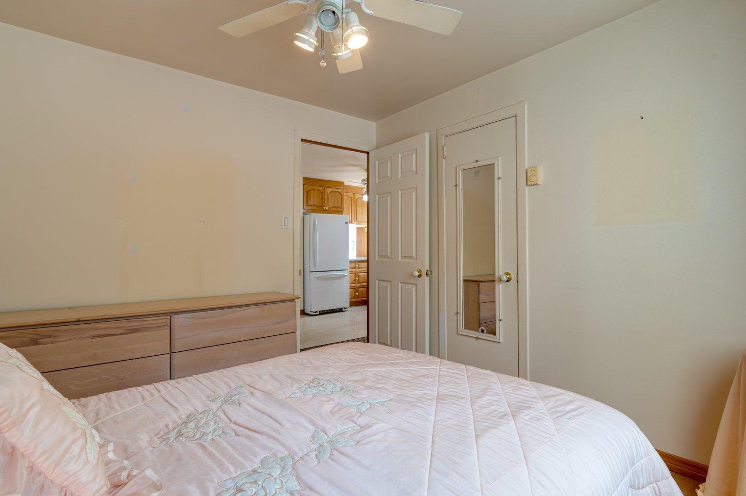 219 Rg Bellevue N. Property Photo 32