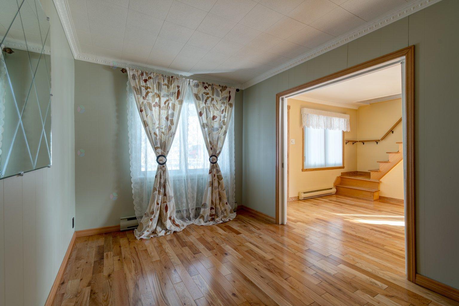 219 Rg Bellevue N. Property Photo 44
