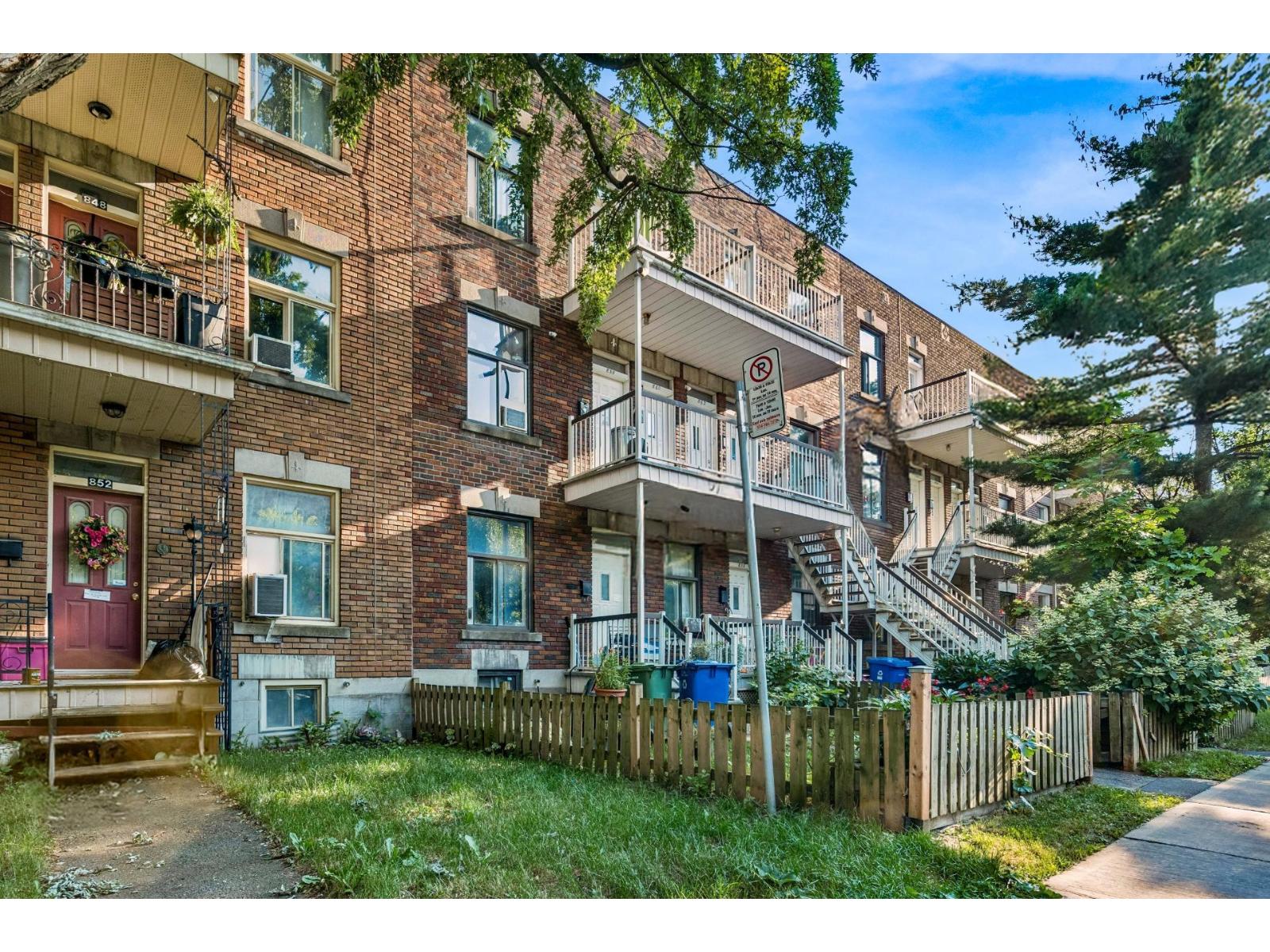 854-864 Rue Osborne Property Photo 1