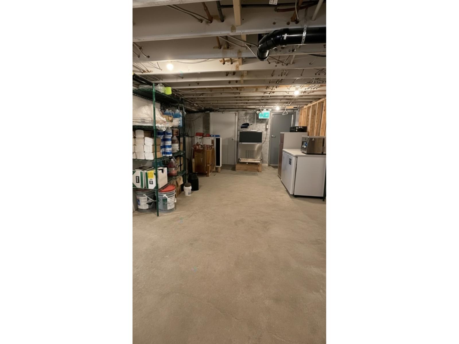6672 Av. Papineau Property Photo 18