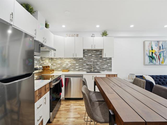 6390 Rue De Marseille, #7 Property Photo 9