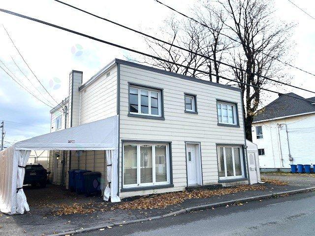 217 Rue St-pierre Property Photo 2