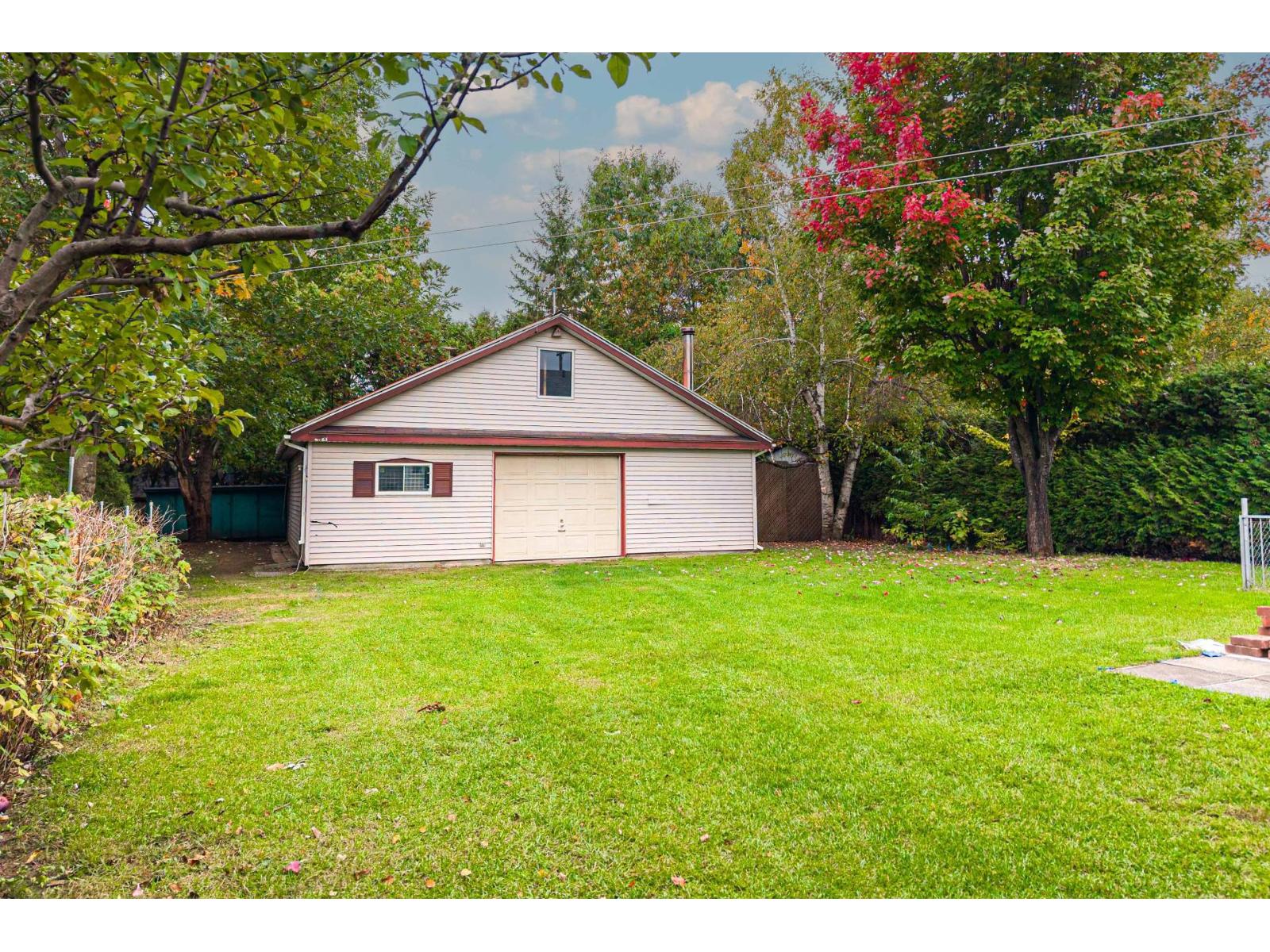 2482 Rue Hertel Property Photo 45