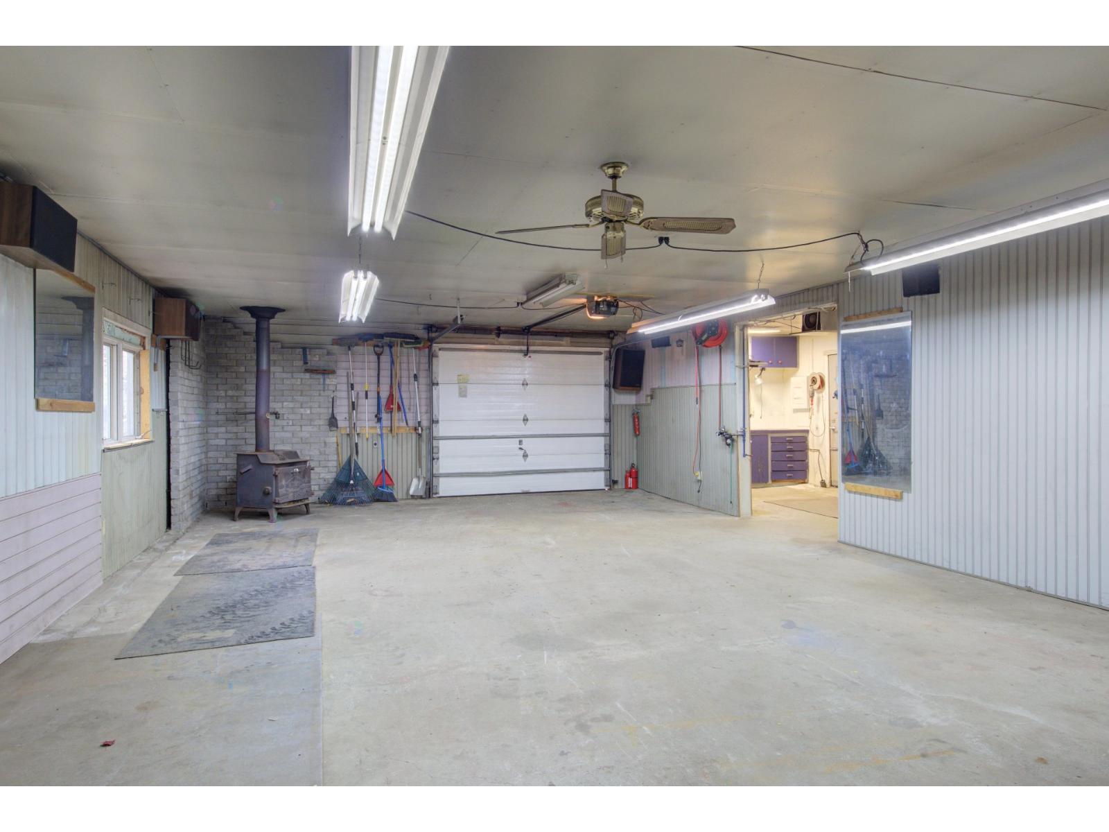 2482 Rue Hertel Property Photo 48