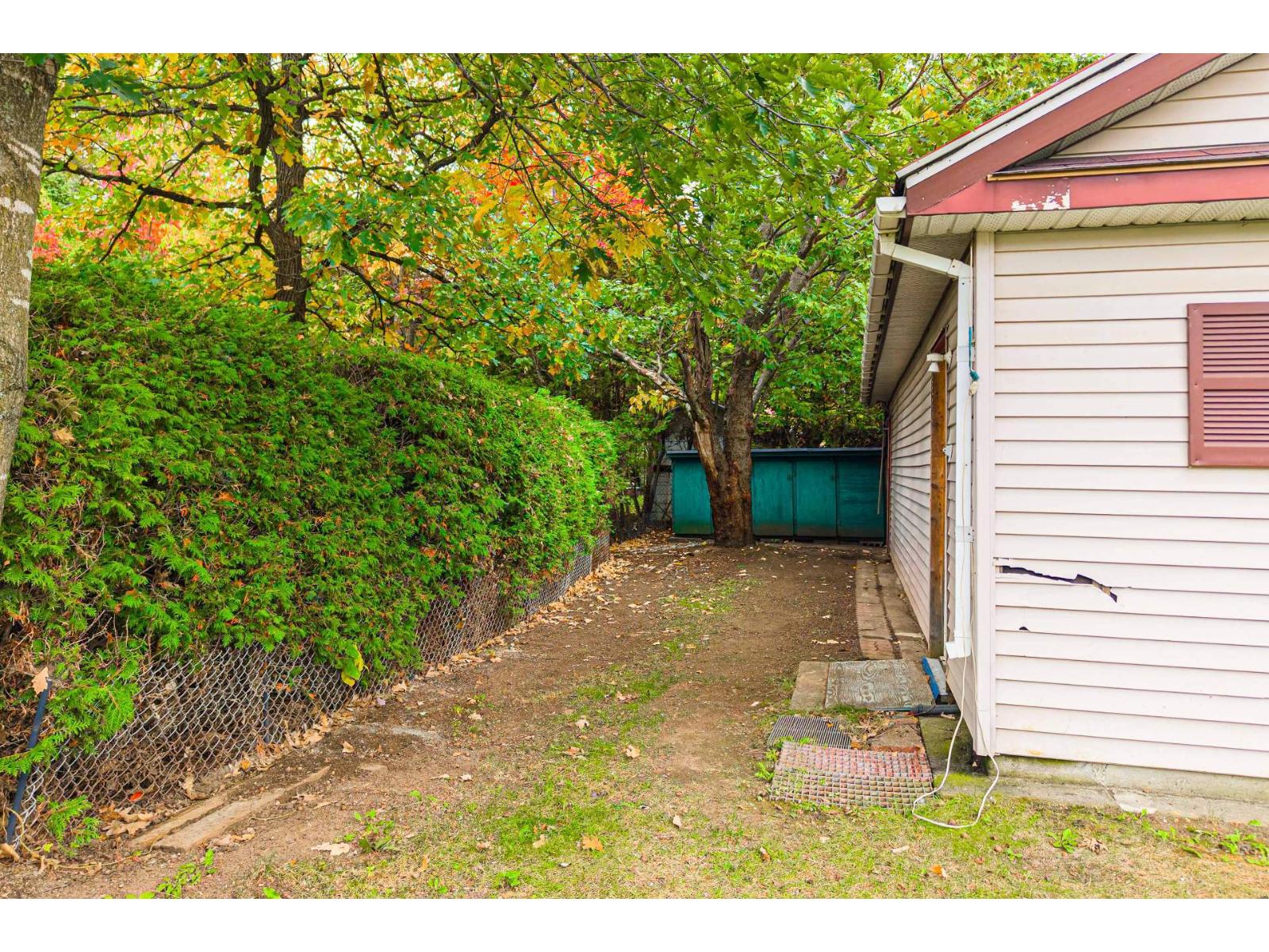 2482 Rue Hertel Property Photo 54