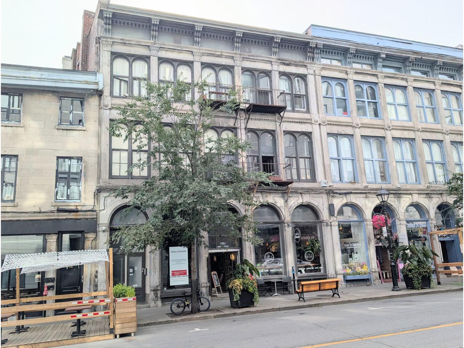 350-350a Rue Notre-dame E. Property Photo 1