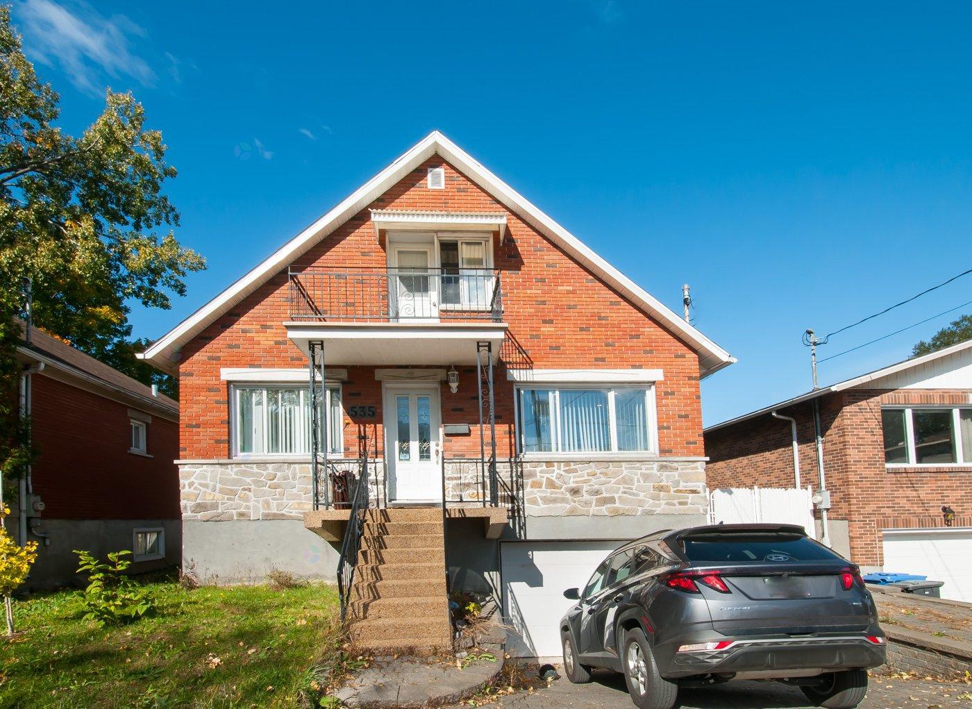 535 Rue Leblanc E. Photo de la propriété 1