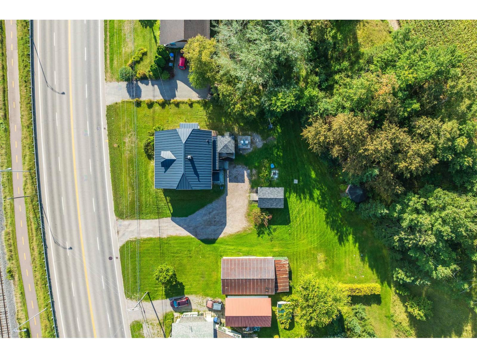 691 Boul. De L'anse Property Photo 6