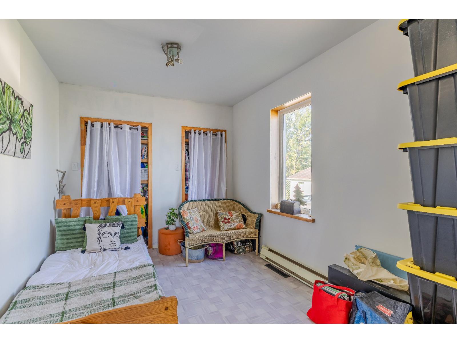 691 Boul. De L'anse Property Photo 18