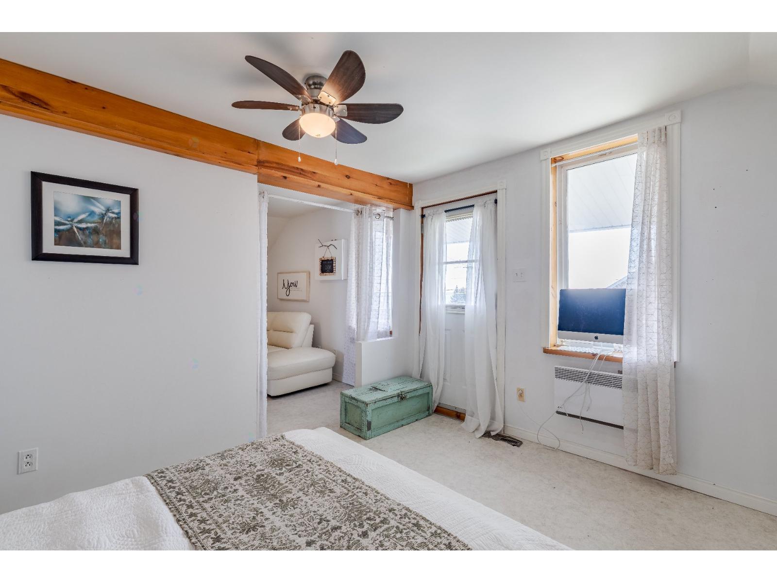 691 Boul. De L'anse Property Photo 24