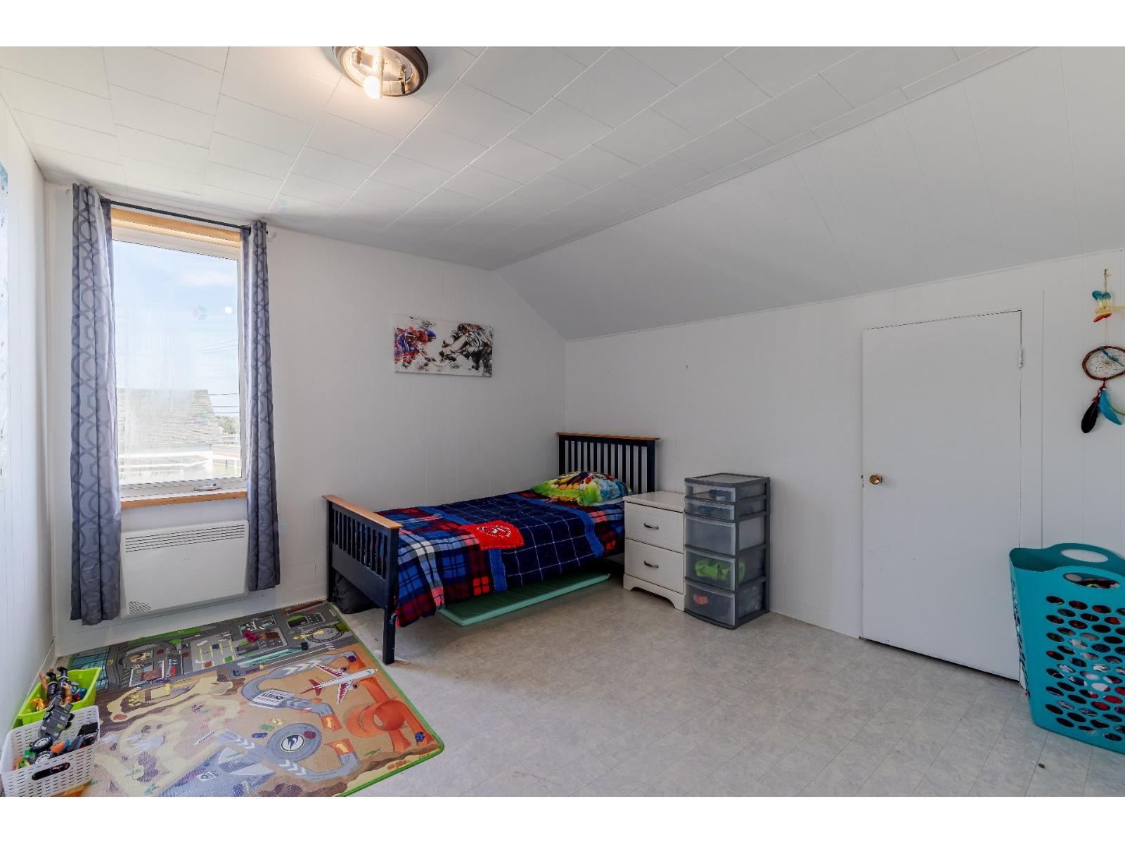 691 Boul. De L'anse Property Photo 27