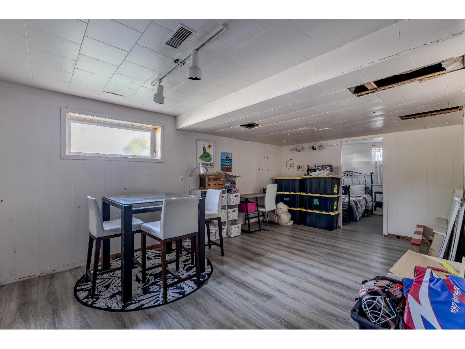 691 Boul. De L'anse Property Photo 31