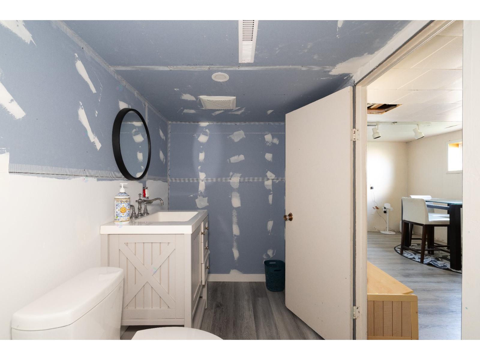 691 Boul. De L'anse Property Photo 33