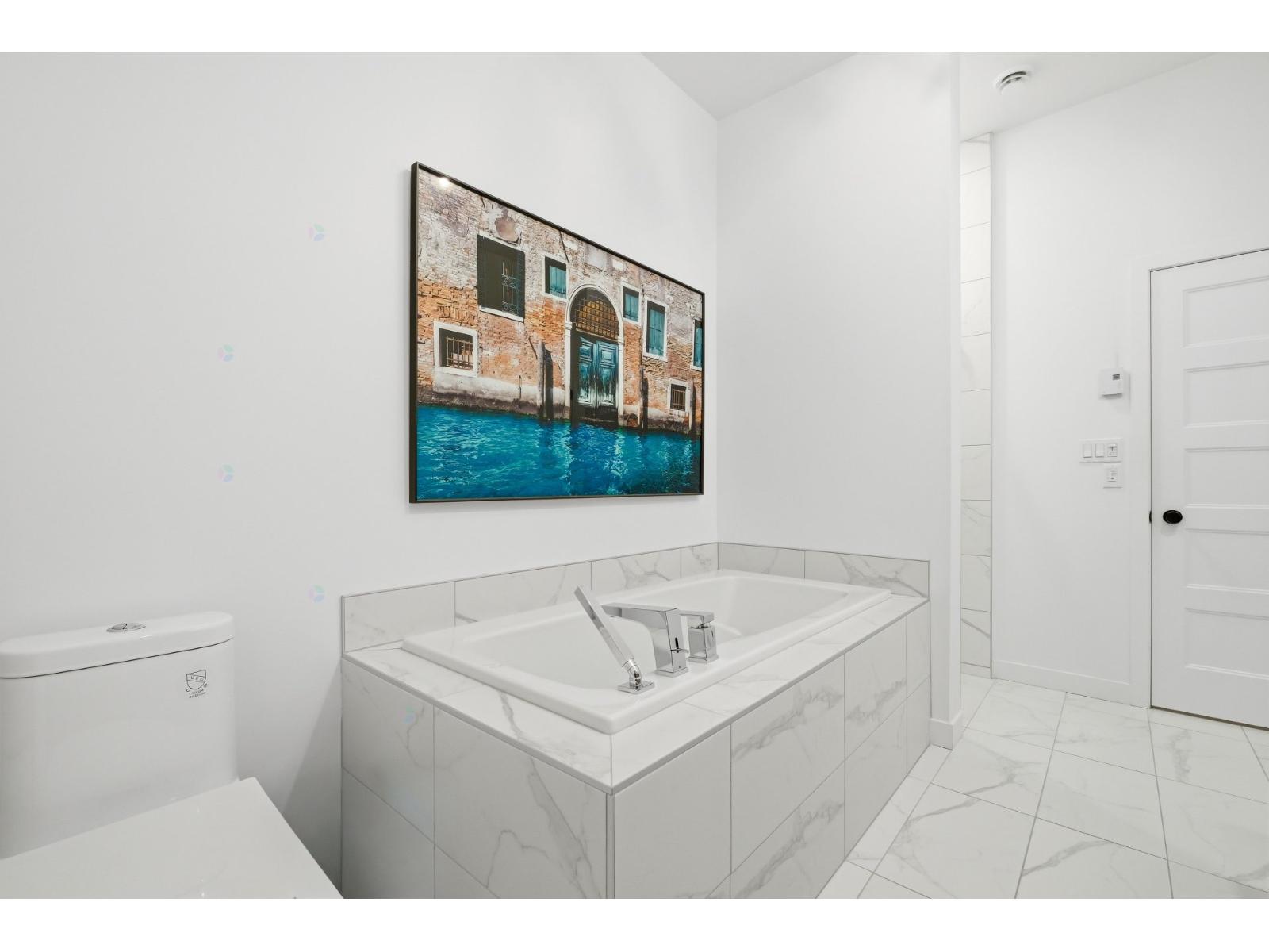 235 Rue Du Cercle-des-cantons, #316 Property Photo 18
