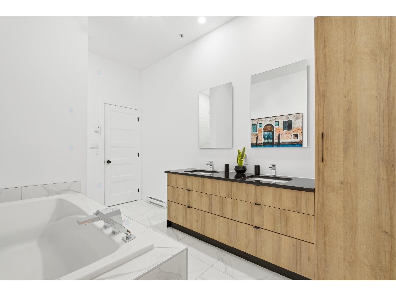 235 Rue Du Cercle-des-cantons, #316 Property Photo 19