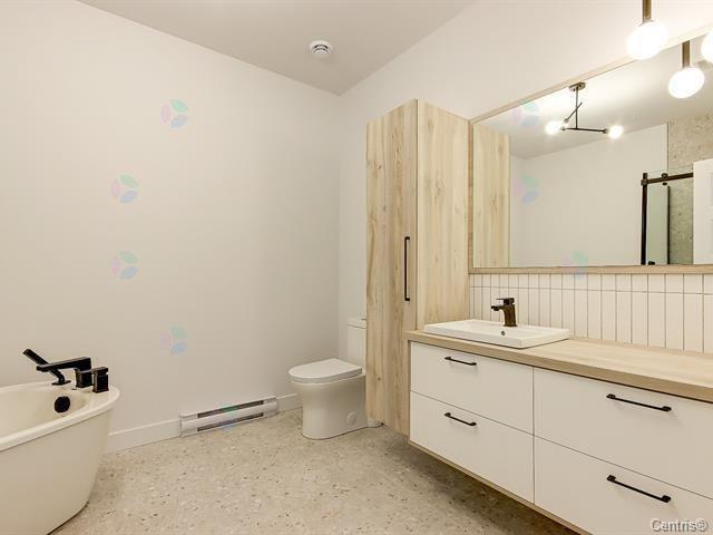 175 Rue De Toronto, #101 Property Photo 9