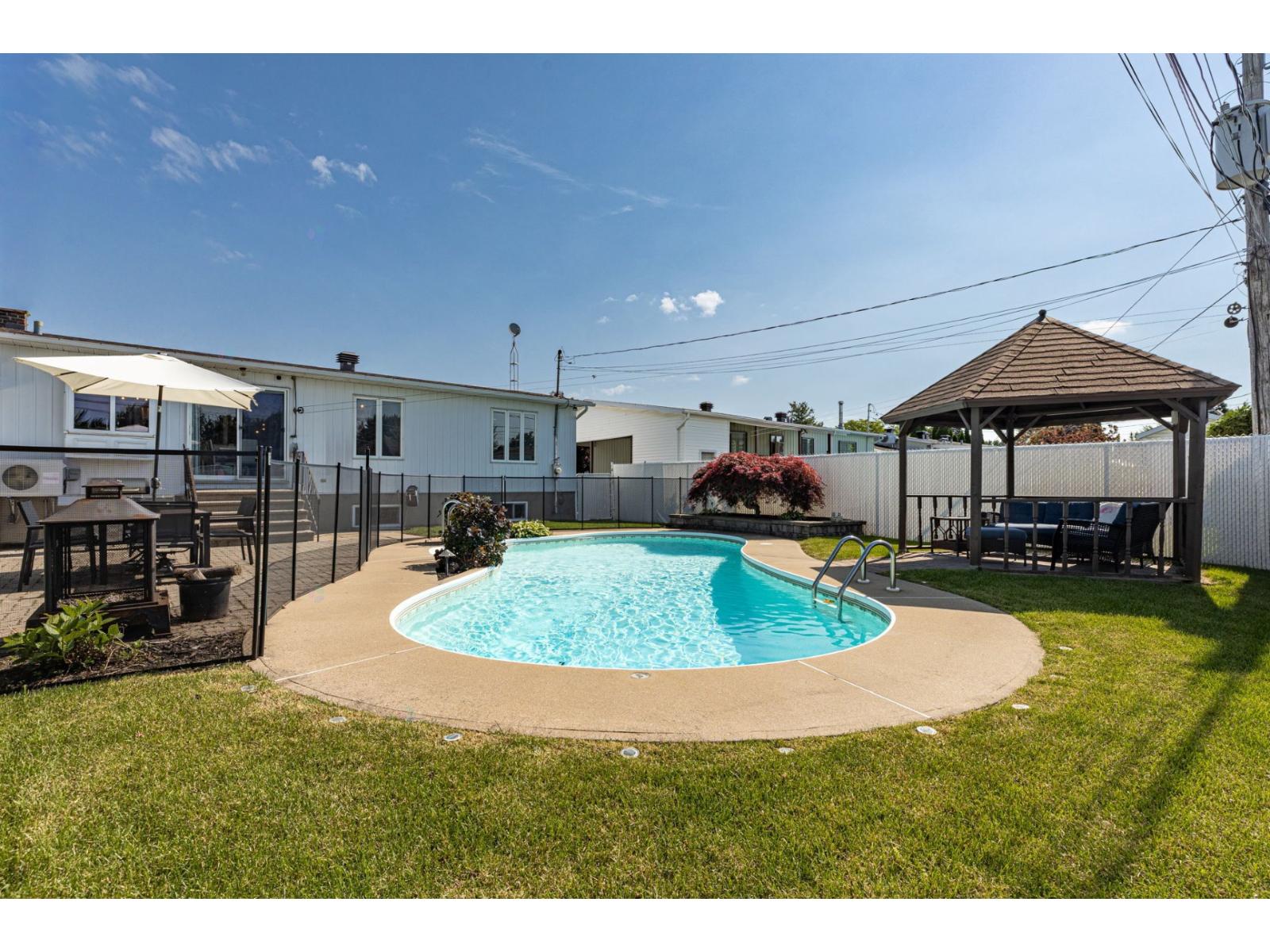 92 Rue Perras Property Photo 44