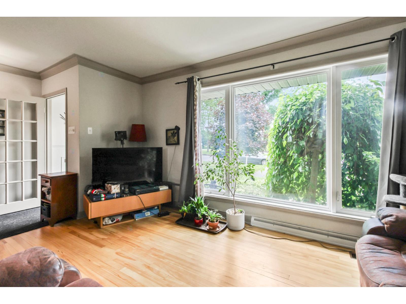 34 Rue Camille Property Photo 10