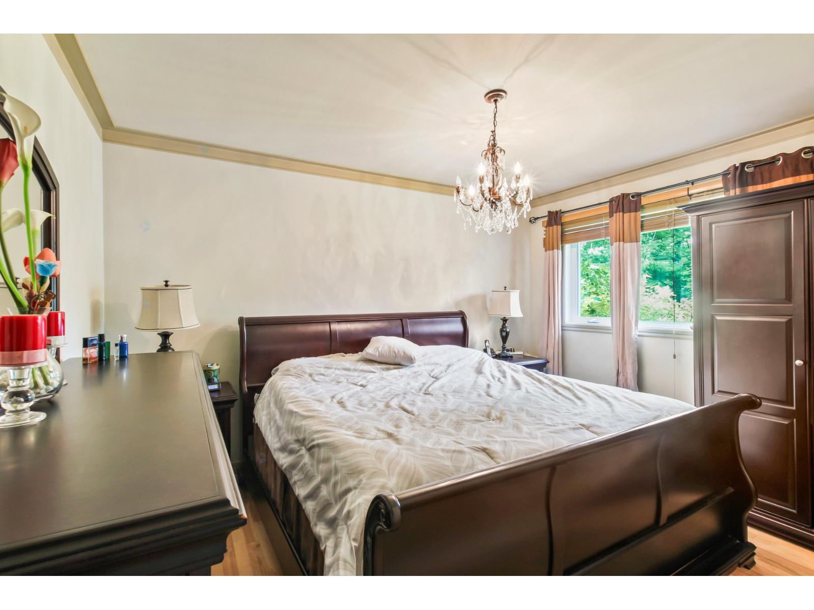34 Rue Camille Property Photo 11