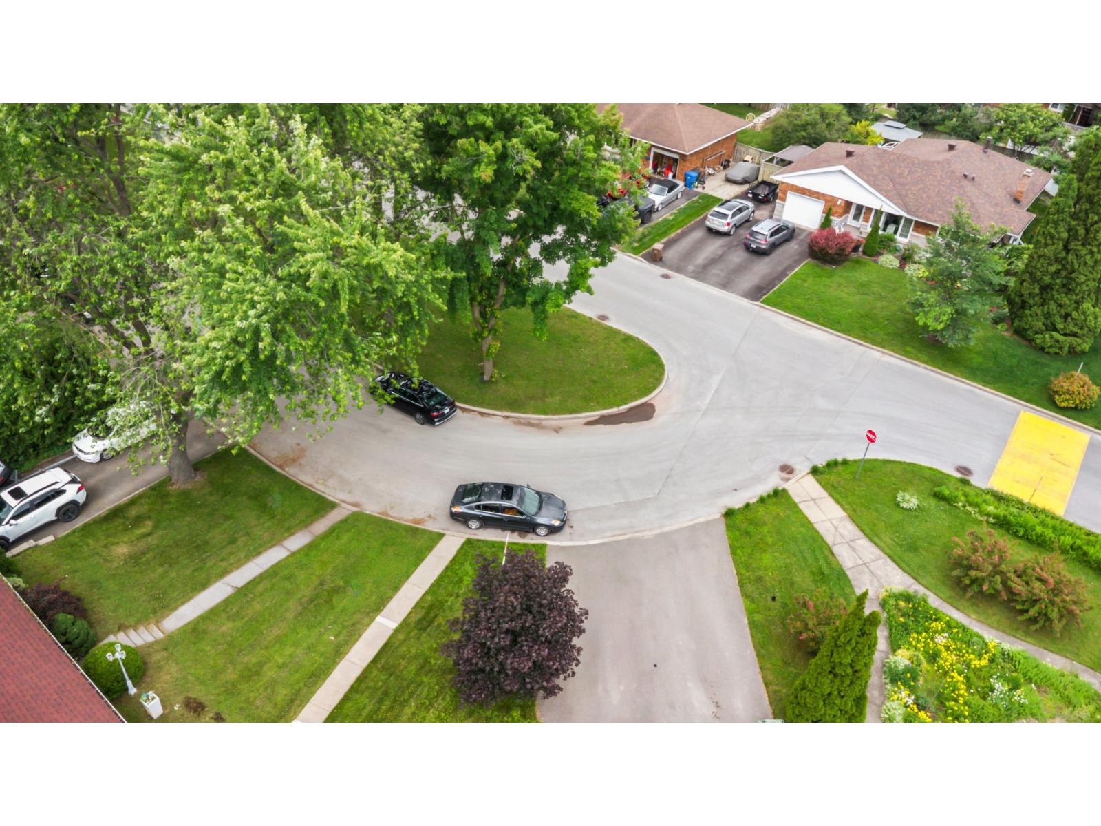 34 Rue Camille Property Photo 34
