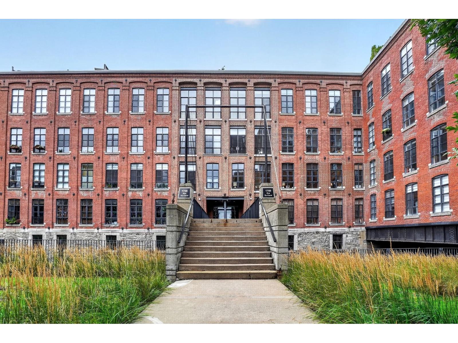 1788 Rue Du Canal, #B208