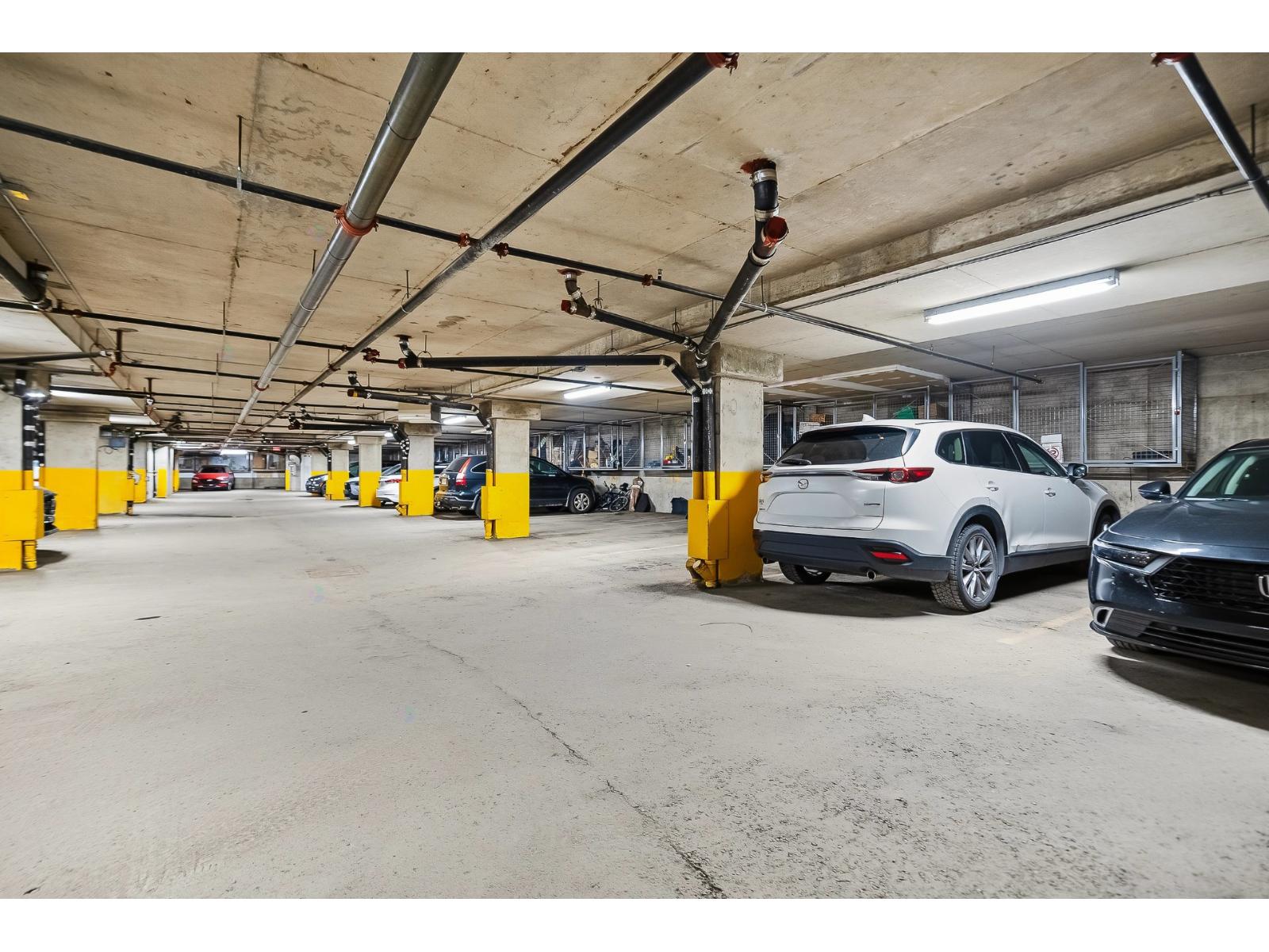 320 Rue Sherbrooke O., #201 Property Photo 23