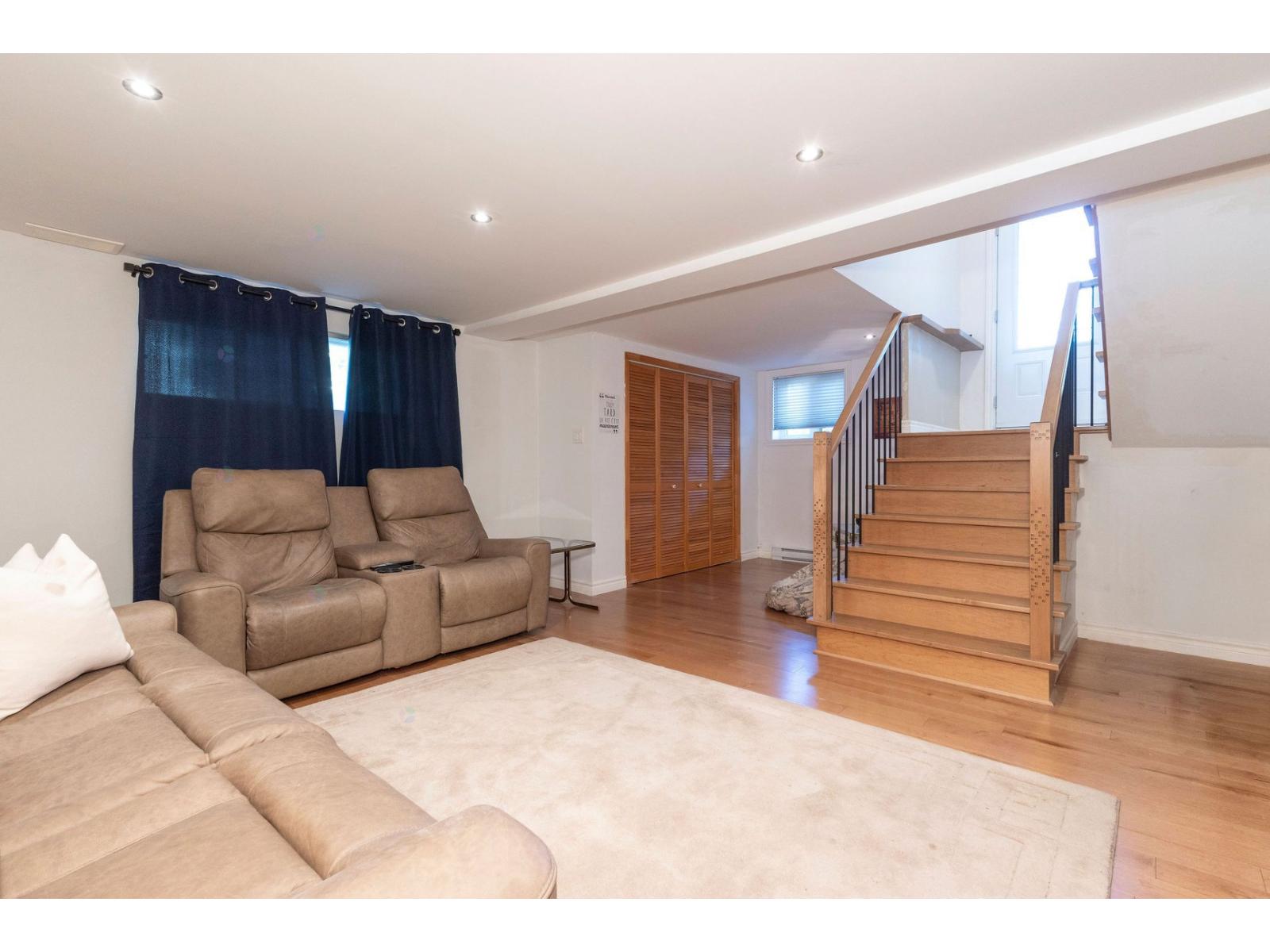 1796 Boul. Des Seigneurs Property Photo 17