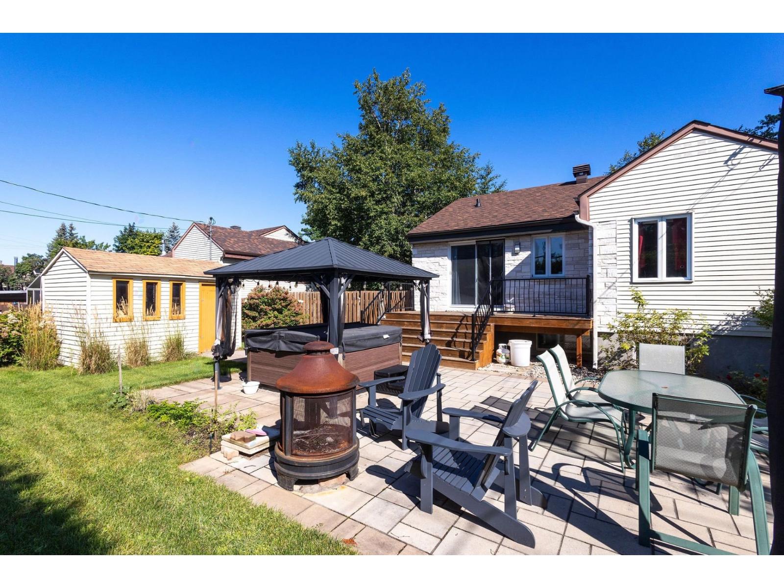 1796 Boul. Des Seigneurs Property Photo 23