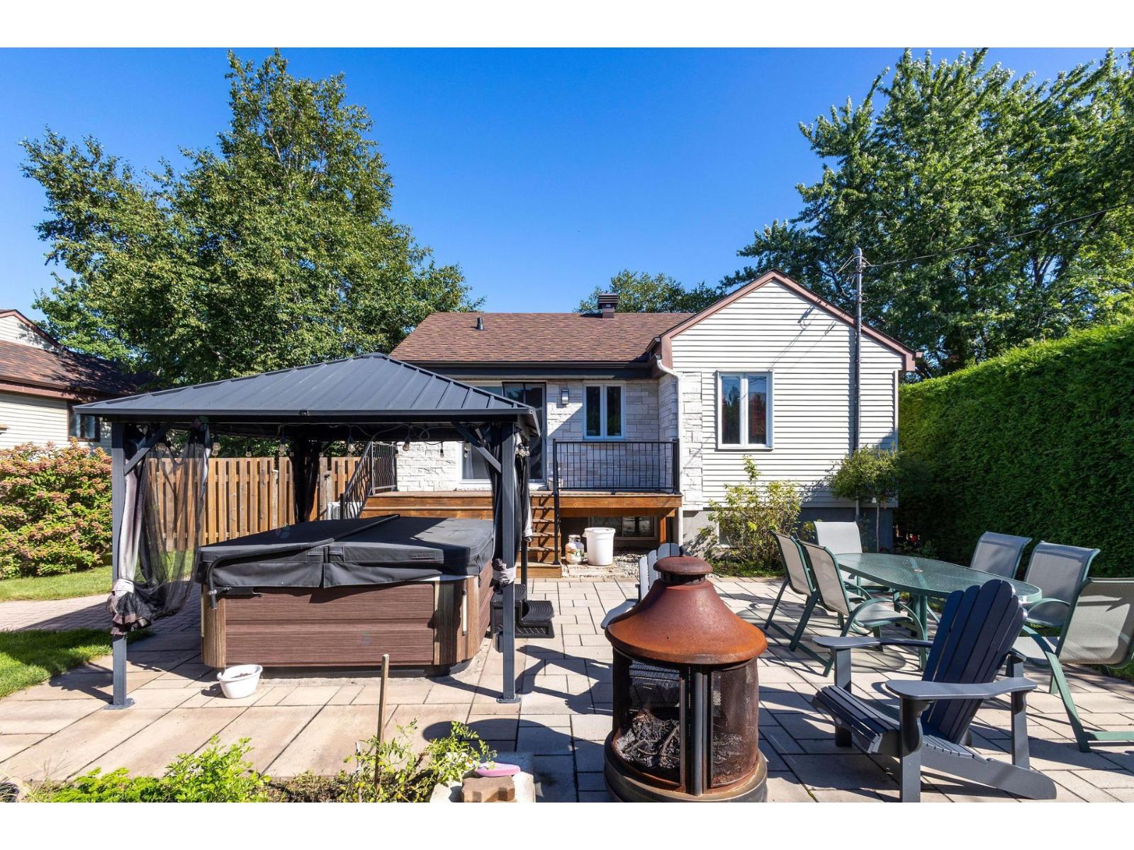 1796 Boul. Des Seigneurs Property Photo 24