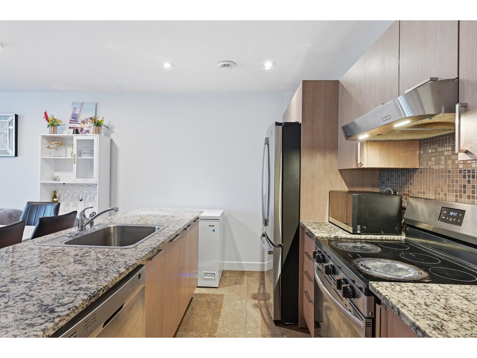 5439 Route Marie-victorin Property Photo 12
