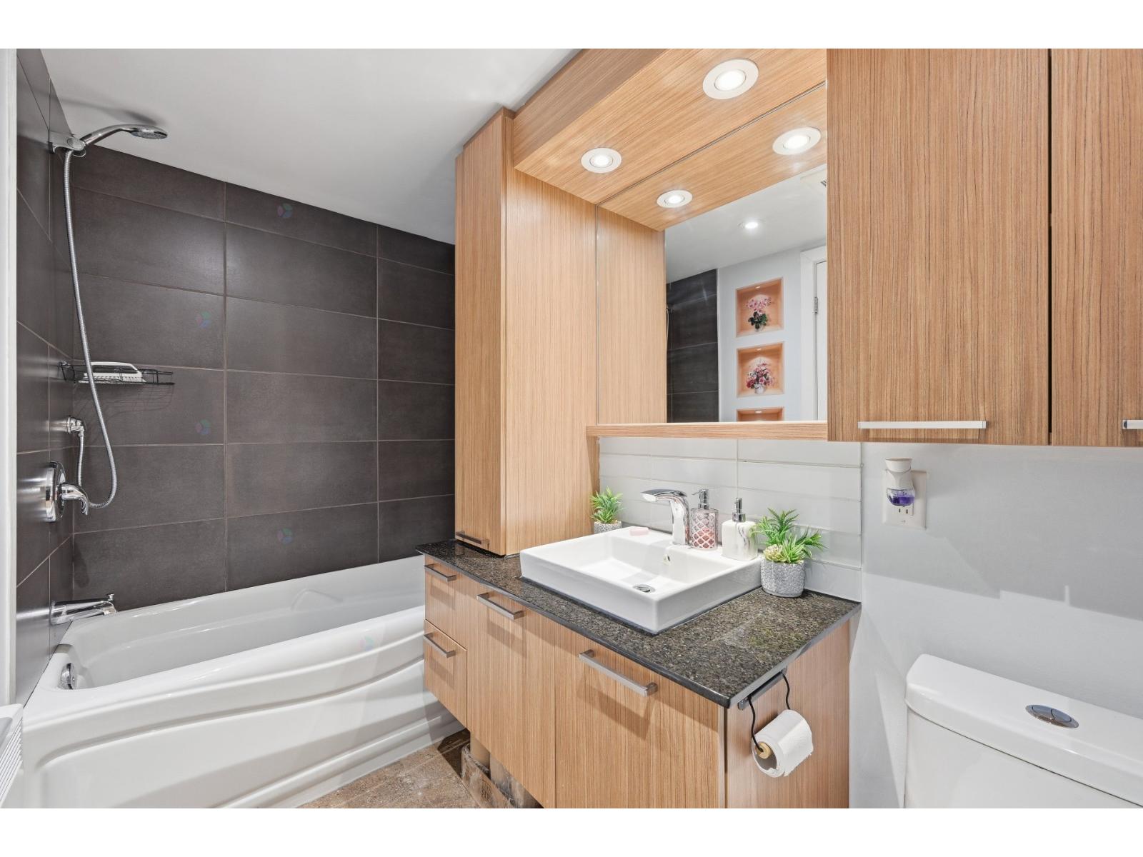 5439 Route Marie-victorin Property Photo 21