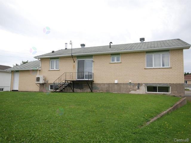 267 Rue St-pie-x Property Photo 3