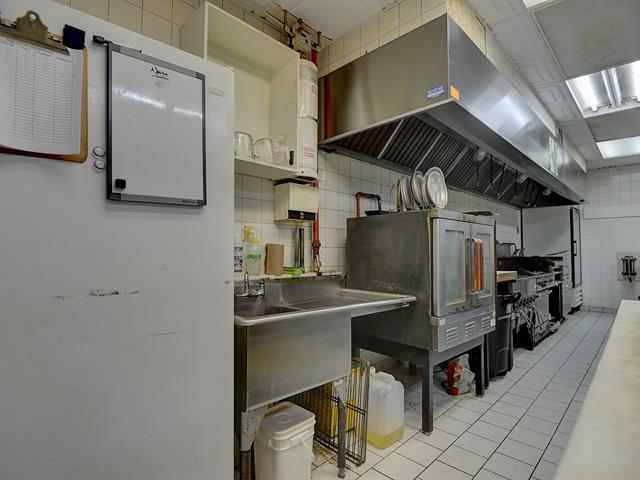 1299 Av. De La Gare Property Photo 15