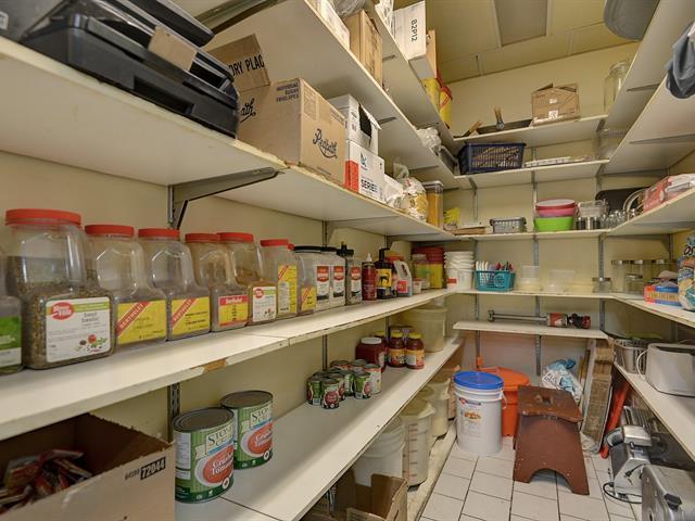 1299 Av. De La Gare Property Photo 19