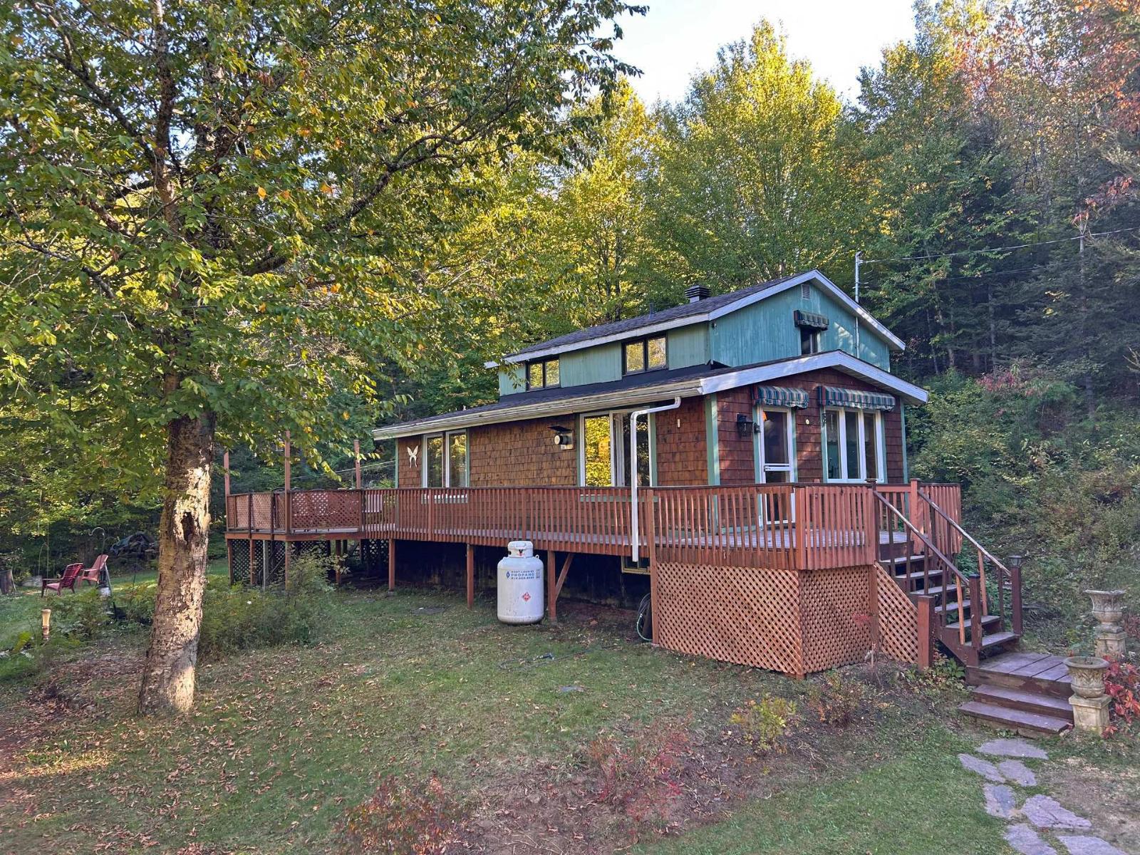 1045 Ch. Des Bouleaux Property Photo 1