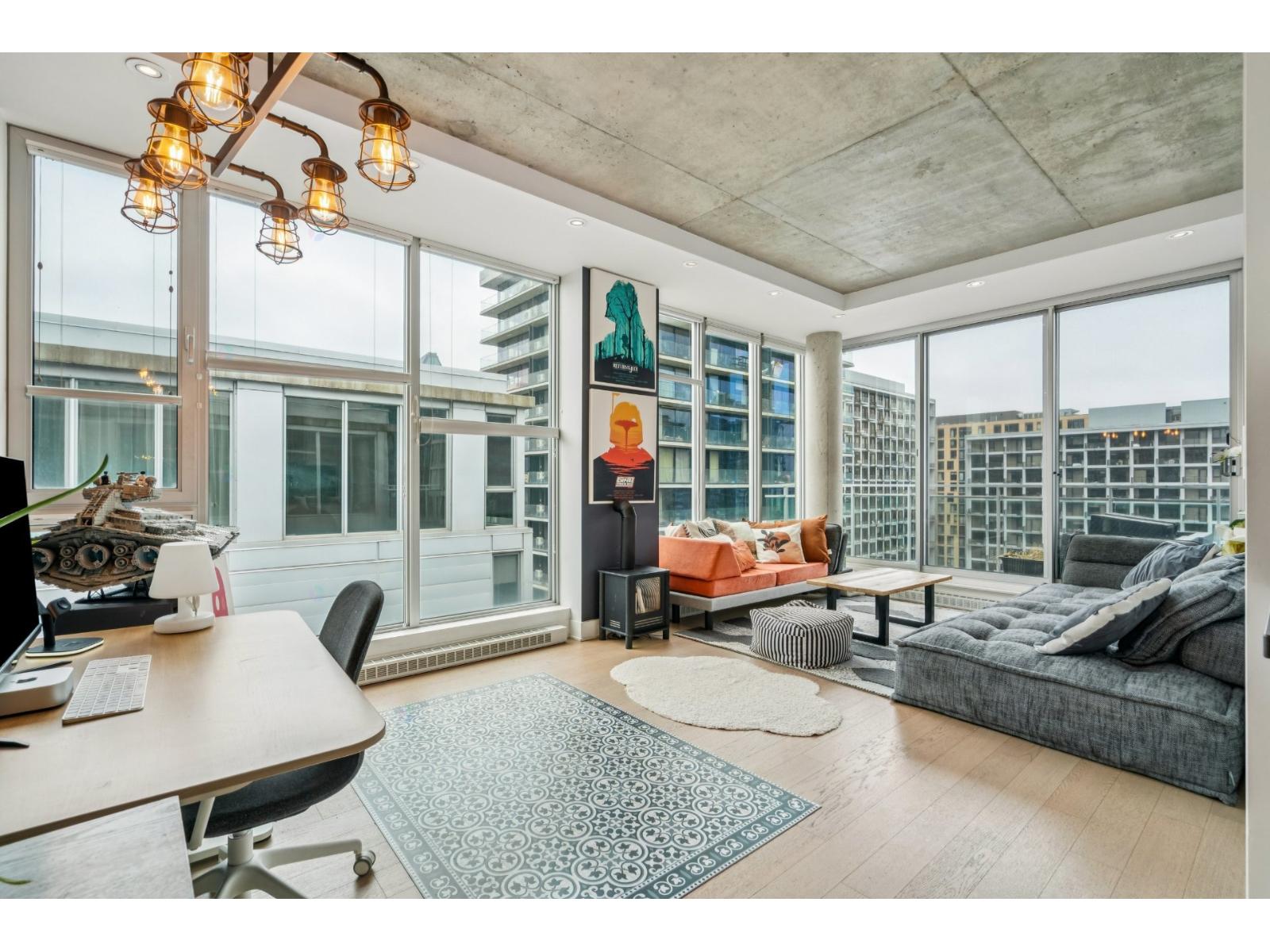 190 Rue Murray, #ph8 Property Photo 1