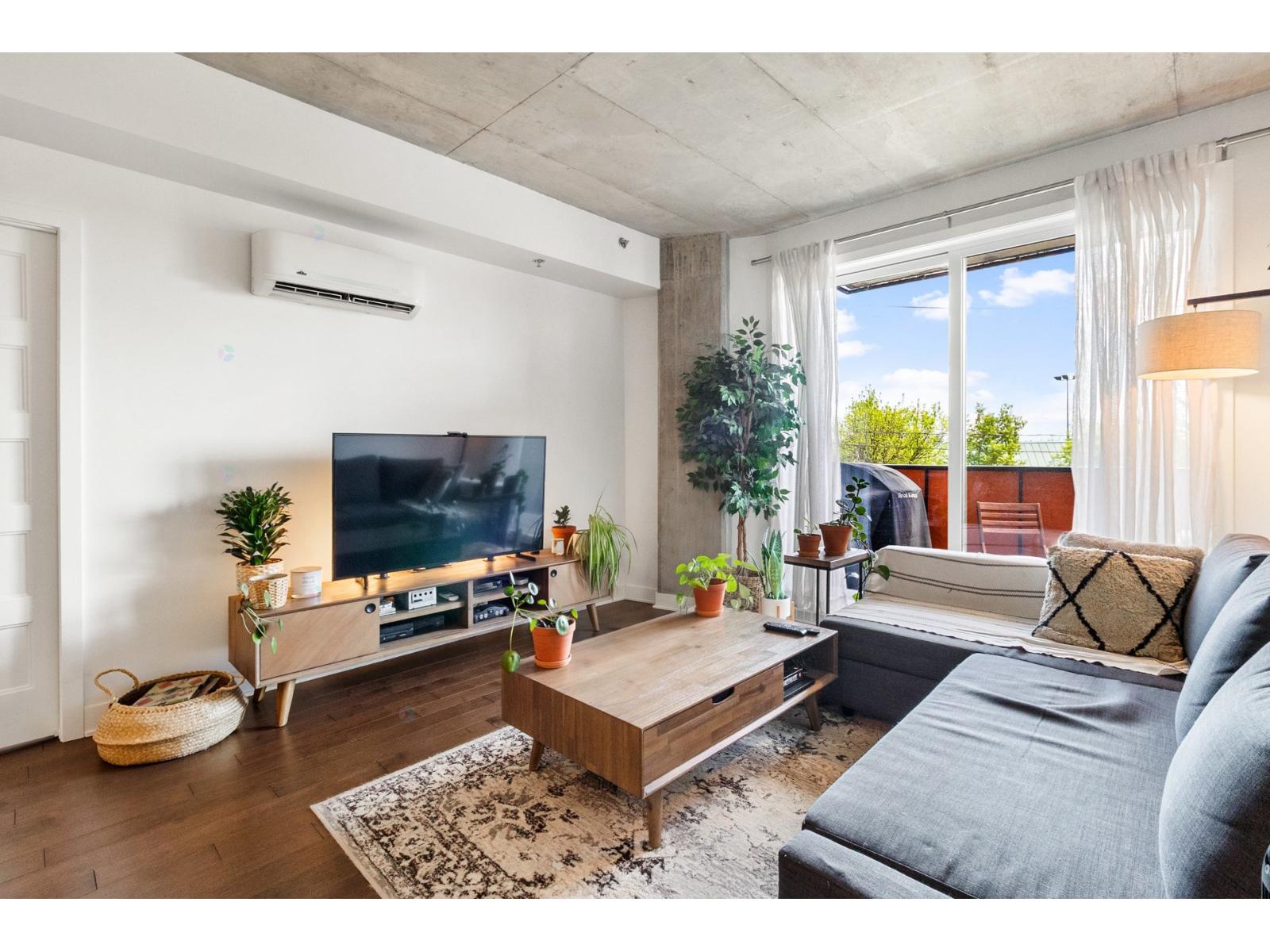 5620 Rue De La Roche, #210