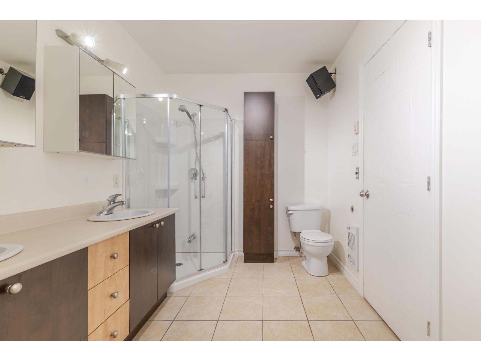 3940 Rue Évangéline, #2 Property Photo 24