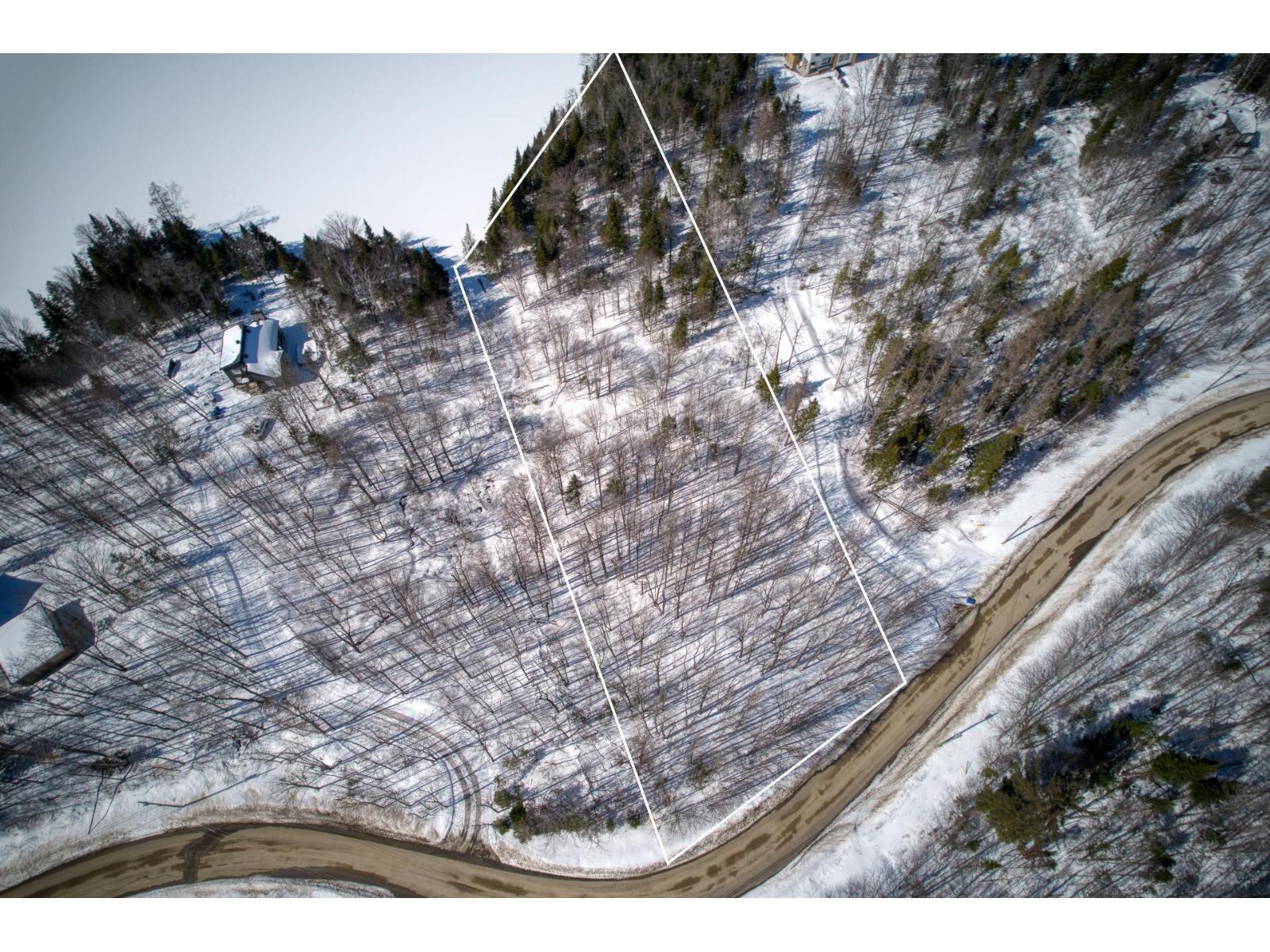 Ch. Du Lac-aux-sources Property Photo 1